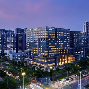 Hotel Doubletree By Hilton Airport